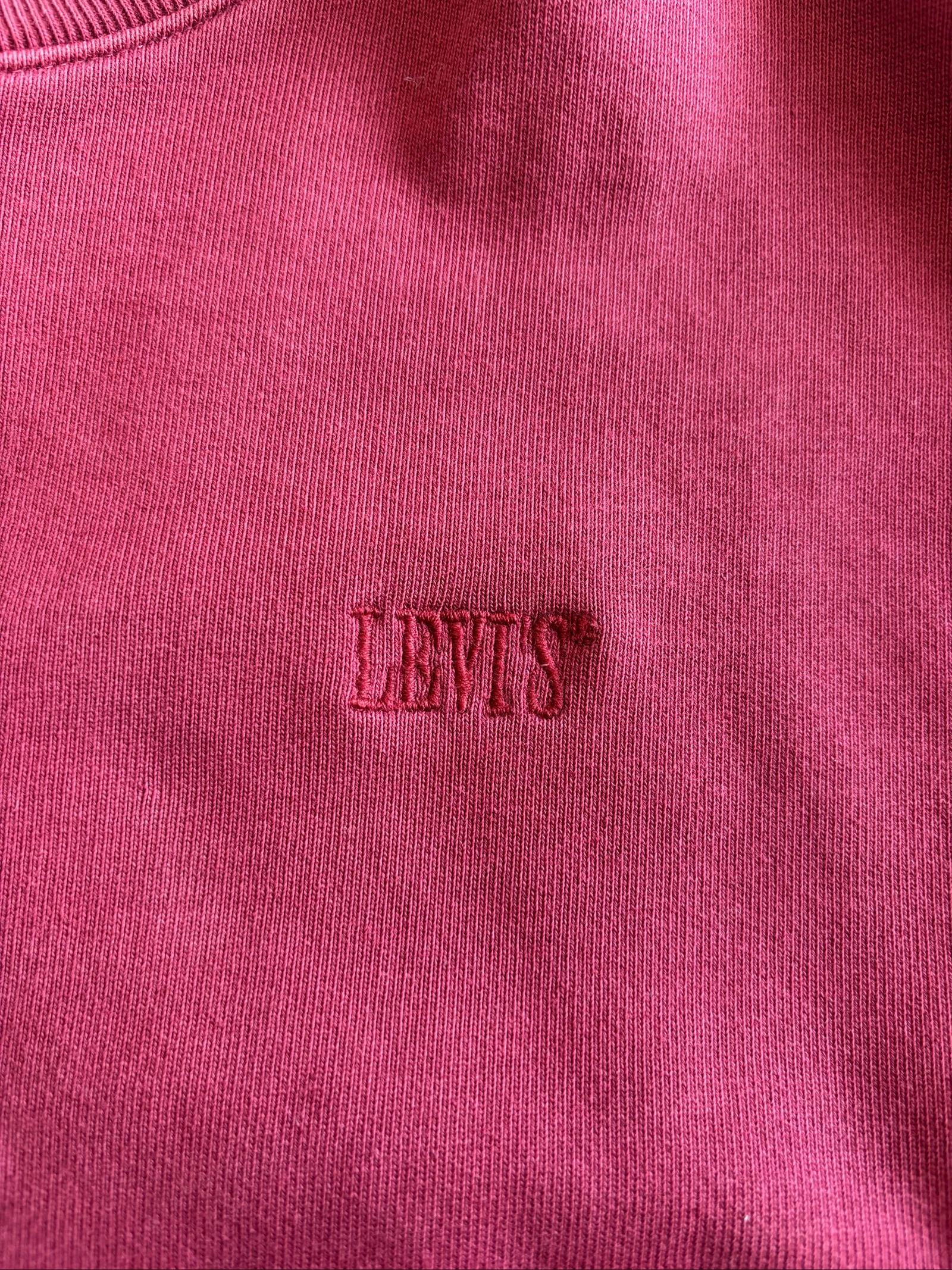 Suéter Levi's Original Bordado Granate Crewneck – photo 2
